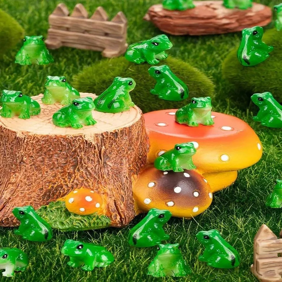 Mini Resin Frog Figurines For Aquarium And Terrarium Decor