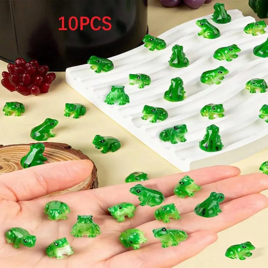 Mini Resin Frog Figurines For Aquarium And Terrarium Decor